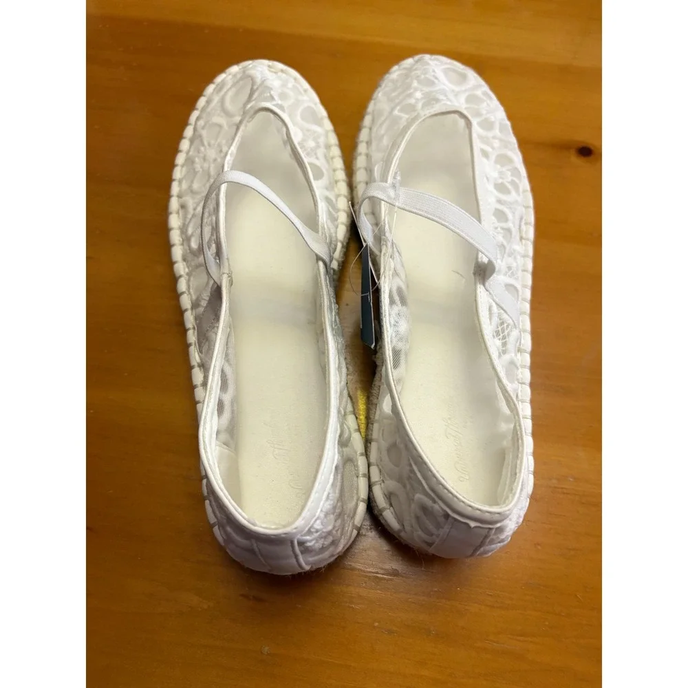 Universal Thread Celia White Floral Lace Mary Jane Espadrille Flats Size 11 NEW